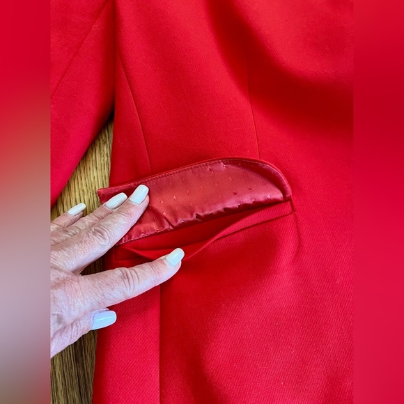 Ann Taylor LOFT Red Blazer - Size 4 - Picture 4 of 12